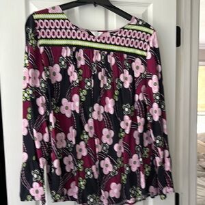 Crown & Ivy Pink and Red Graphic Long Sleeve Blouse